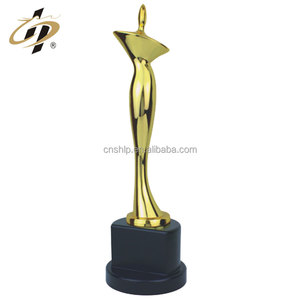 Al por mayor del metal <span class=keywords><strong>de</strong></span> la aleación <span class=keywords><strong>de</strong></span> zinc oro <span class=keywords><strong>Oscar</strong></span> <span class=keywords><strong>trofeo</strong></span> con base <span class=keywords><strong>de</strong></span> madera - Product Image 1