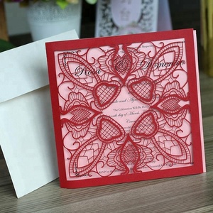 Elegante <span class=keywords><strong>cartoncino</strong></span> <span class=keywords><strong>rosso</strong></span> per inviti di nozze in pizzo con taglio Laser e <span class=keywords><strong>cartoncino</strong></span> con motivo vuoto - Product Image 3
