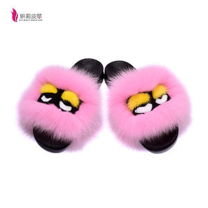 Populaire nouveau design femmes sandales mignon renard fourrure monstre pantoufles - Product Image 1