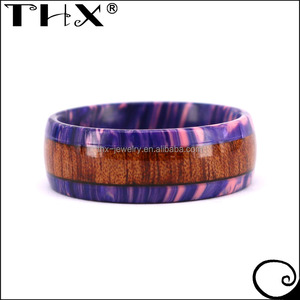Nie verblassen Lebenslange Garantie, Sonder anfertigung Niedriger Preis und Mode Koa Wood Inlay Werbe geschenk Kunststoff <span class=keywords><strong>ring</strong></span>