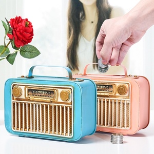 <span class=keywords><strong>Salvadanaio</strong></span> <span class=keywords><strong>Vintage</strong></span> di Alta Qualità in Ferro Anticato Rosa e Blu, Regalo Artigianale in Metallo - Product Image 3
