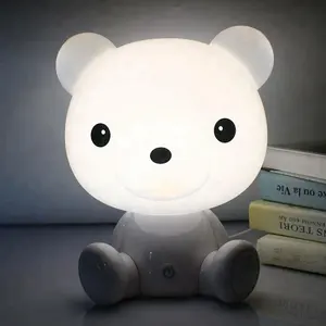 Plastica polar bear led a pelo kid sensore di luce di notte ha portato lampada da lettura per camera