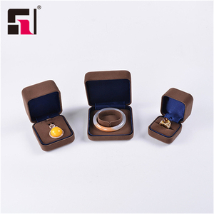 Chine Fournisseur Vintage Velours Anneau Boîte, pas cher Boîtes à <span class=keywords><strong>Bijoux</strong></span> En Gros Inde,<span class=keywords><strong>ecrin</strong></span> pour <span class=keywords><strong>bijoux</strong></span> - Product Image 3