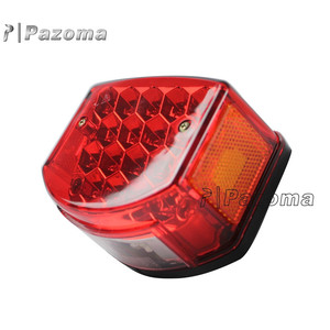 Moto LED 12V boîtier noir lentille rouge feu arrière feu stop feu d'avertissement pour Minsk 125cc Carpates <span class=keywords><strong>50cc</strong></span> - Product Image 3