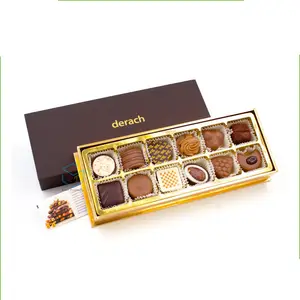Boîtes à chocolat aux fraises faites à la main avec insert - Product Image 1