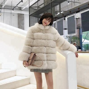 Blazer <span class=keywords><strong>en</strong></span> <span class=keywords><strong>fausse</strong></span> <span class=keywords><strong>fourrure</strong></span> de renard tissée à carreaux blancs personnalisé, très demandé, à prix réduit - Product Image 2