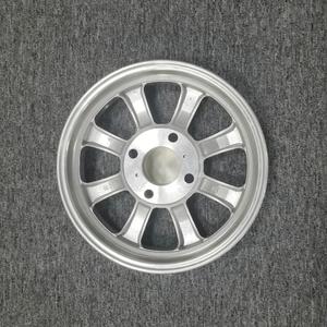 Fábrica Mejor <span class=keywords><strong>Precio</strong></span> Bajo 2,5-10 Pulgadas Triciclo Eléctrico Ruedas Mate Motocicleta <span class=keywords><strong>3</strong></span> Ruedas Piezas Ev Cargo Triciclo Taxi Tuk Kit - Product Image 3
