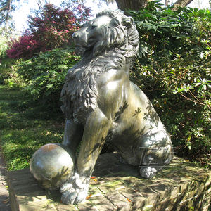 Grandi Statue di Leoni Seduti in Ottone Fuso per Giardino Esterno - Product Image 6