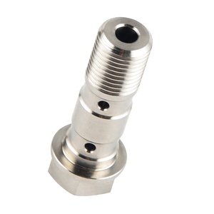 NiceCNC DIY Color by Heating M10 X 1.0mm Titanium Double Banjo Bolt pour Aprilia <span class=keywords><strong>Shiver</strong></span> 750 <span class=keywords><strong>900</strong></span> SL750 SL1000 - Product Image 6