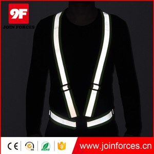 <span class=keywords><strong>Gilet</strong></span> de sécurité réglable en gros de la Chine avec logo personnalisable pour le jogging et les caractéristiques réfléchissantes - Product Image 2