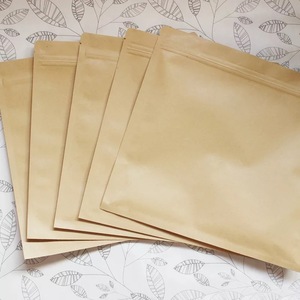 ถุงกระดาษคราฟท์แบบซีลสามด้านสำหรับบรรจุขนมกันน้ำ มีหลายขนาด - Product Image 2