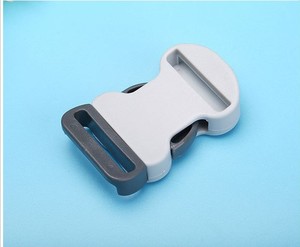 Gesper Tulang Warna Abu-abu Plastik Logam untuk Melepaskan Gesper Kerah Anjing - Product Image 3