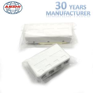 ANSHI <span class=keywords><strong>4</strong></span> ports <span class=keywords><strong>RJ45</strong></span> UTP Prise trapézoïdale CAT5E CAT6 Boîte <span class=keywords><strong>de</strong></span> montage en surface blanche pour les télécommunications - Product Image 5