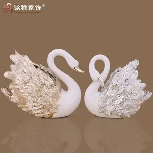 Casa Decorativa Mestieri Delicati Swan Ornamento Oro Liquido Polyresin Swan Statua Swan Figurine di Nozze Regalo Romantico