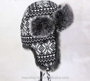 Bông tuyết đen trắng mùa đông Liên Xô và mũ Nga ushanka - Product Image 5