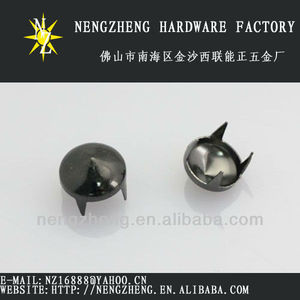 Cabezas de clavos decorativos para los zapatos, negro de las garras de las uñas - Product Image 1