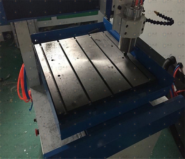 Hot Sale 6090 CNC Router Machine with Automatic Engraving 690 6090 Woodworking DSP & Mach3 Control System