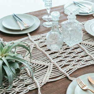 Venta al por mayor hecho <span class=keywords><strong>a</strong></span> mano puro boda tejida <span class=keywords><strong>Macrame</strong></span> borla decoración <span class=keywords><strong>mesa</strong></span> Runner - Product Image 5
