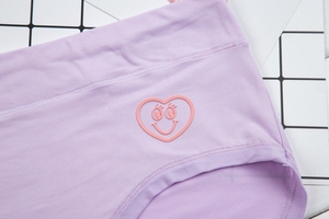 In gomma sorriso e cuore decorato di alta moda biancheria intima nuda - Product Image 3