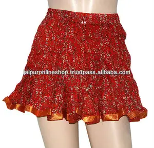 Rok Mini Katun Merah Yang Indah