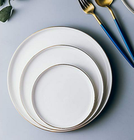 FENN Vente en gros d'assiettes de restaurant Design nordique/rond Vajillas Assiette à dîner avec logo personnalisé avec bord doré pour restaurant