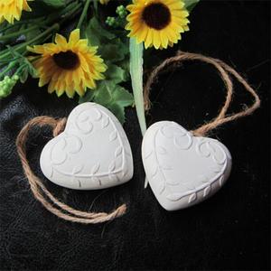 corazón de cerámica de <span class=keywords><strong>la</strong></span> serie de aroma de aire piedra con hoja de olivo el patrón de perfume del coche LS021 - Product Image 1