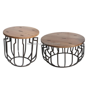 Fournisseur chinois de tables basses hexagonales en métal rondes de style vintage américain du milieu du siècle, lot de 2, pour la décoration de la maison - Product Image 3