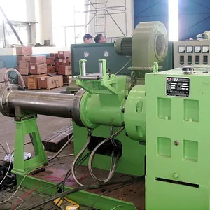 China Hot Feed Rubber Extruder Machine / Rubber Extruderen Machines/Plastic Rubber Extruder