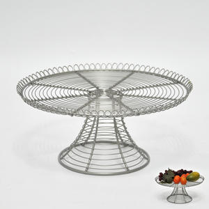 Corbeille à fruits moderne de forme carrée à 2 niveaux en fil métallique pour la nourriture pour la maison ou la cuisine Matériau métallique durable - Product Image 3