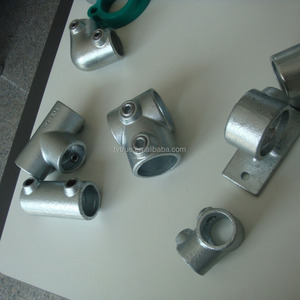 Galvanisé à chaud malléable <span class=keywords><strong>fer</strong></span> tube carré raccords - Product Image 1