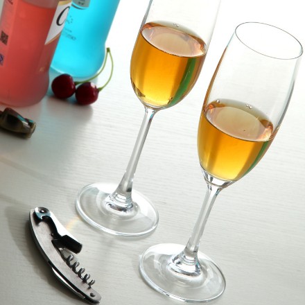 Customized Logo Wedding Crystal Glow Champagne Wine Glass Size