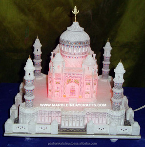 Souvenir du Taj Mahal en marbre - Product Image 1