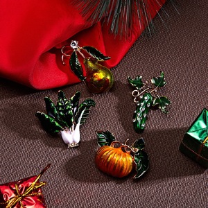 Vogueキュウリ形のピンブローチ野菜ブローチ - Product Image 2