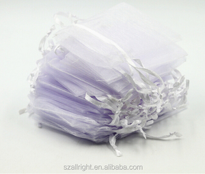 <span class=keywords><strong>Sac</strong></span> cadeau en <span class=keywords><strong>Organza</strong></span> transparent, pochette à cordon imprimé, résistant à l'humidité, modèles OEM personnalisés 360 - Product Image 4