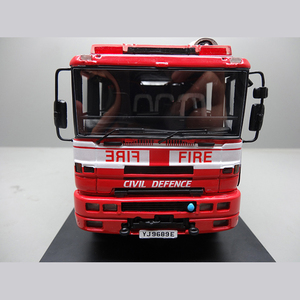 <span class=keywords><strong>Camion</strong></span> <span class=keywords><strong>de</strong></span> pompiers d'aéroport en métal à l'échelle 1/32 pour garçons, avec fonctions d'éclairage et <span class=keywords><strong>de</strong></span> son, idéal pour l'affichage - Product Image 2