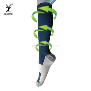 Hommes <span class=keywords><strong>fantaisie</strong></span> cuivre fils de fibers anti-fatigue de compression graduée de course performance genou <span class=keywords><strong>haute</strong></span> chaussettes - Product Image 1