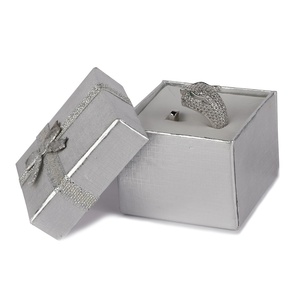 Commercio all'ingrosso Di Lusso Su Ordinazione Logo Speciale Contenitore di Monili di carta custom made Scatola di cartone Regalo Gioielli fatti a mano per la collana anello orecchino - Product Image 3
