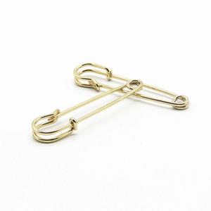 bolsa with safety pin handle