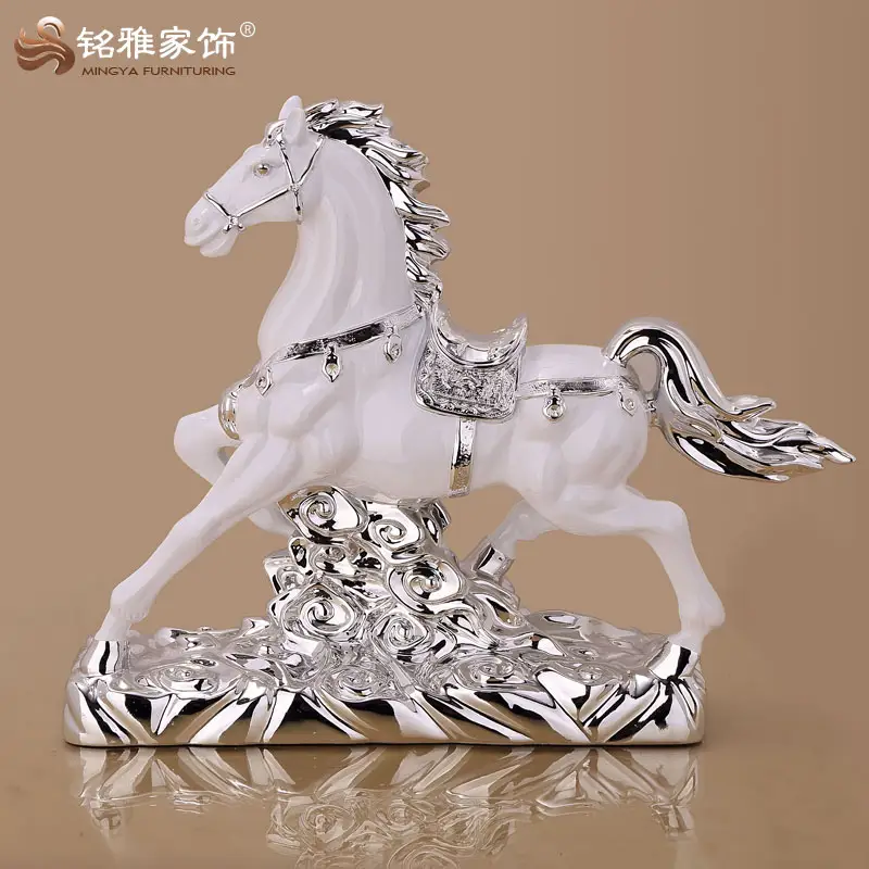 Decoración Fengshui de resina, artesanías de animales, escultura de caballo corriendo para la venta