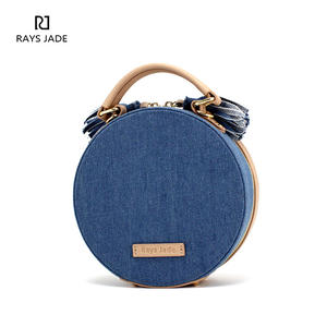 Дизайнерская круглая сумка через плечо, сделанная из денима с кожаной женской сумочкой, милая кисточка - Product Image 2