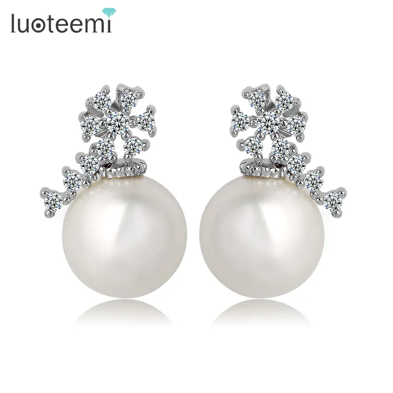 LUOTEEMI Trendy Jewelry Earrings Women Christmas Gift Clear CZ Small Elegant Szie White Pearl Cubic Zirconia Jewelry Earrings