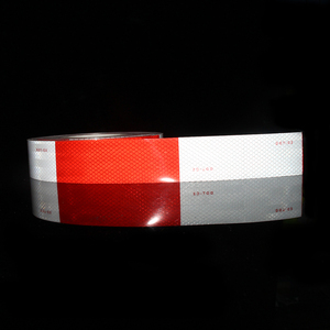 Ruban réfléchissant auto-adhésif de qualité diamant 983, matériau prismatique DOT C2 <span class=keywords><strong>pour</strong></span> camions et remorques - Product Image 2