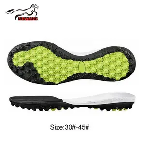 HNFC-036 Wear-resistant rubber new styles casual sneakers football recycled rubber soccer shoe sole for men