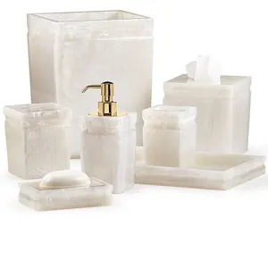 High Quality Classics Design Resin Hotel Bathroom Accessories Set