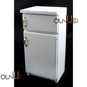 Réfrigérateur de maison de poupée en <span class=keywords><strong>miniature</strong></span>, réfrigérateur de cuisine, glace en bois, échelle 1/12, boîte pour poupées - Product Image 1