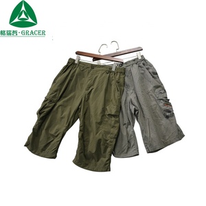 Pantaloncini Estivi da Uomo Gracer all'Ingrosso, Comodi e Freschi con Design Multi-Tasca, Vendita Calda, Stili Misti di Seconda Mano, MOQ 45kg - Product Image 4