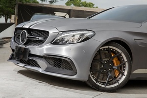 2015UP <span class=keywords><strong>Mercedes</strong></span> W205 C63 AMG ailerons de séparation de lèvre de pare-chocs avant en fibre de carbone état neuf - Product Image 2
