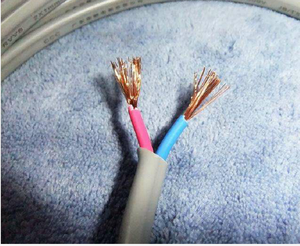 Fil <span class=keywords><strong>électrique</strong></span> gainé de PVC isolé par PVC 2*4mm2 fil de cuivre solide toronné Applications de bâtiment de chauffage aérien rouleau <span class=keywords><strong>100m</strong></span> - Product Image 2