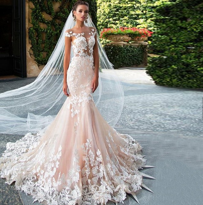 Luxury Mermaid Trumpet Tulle Backless Wedding Dresses
