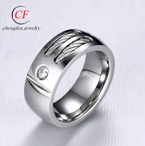यूरोपीय और अमेरिकी फैशन गहने स्टेनलेस स्टील Weia अंगूठी पुरुषों की जिक्रोन अंगूठी पुरुषों चांदी की अंगूठी